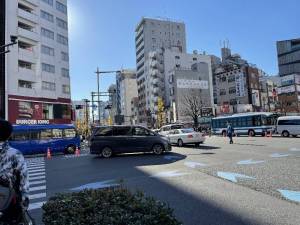 神谷バーの交差点