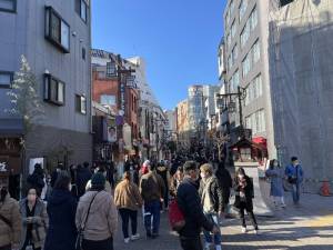 六区方面を望む